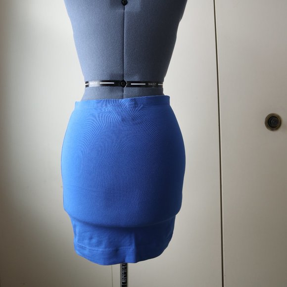 H&M Basic Blue Skirt - Picture 3 of 10
